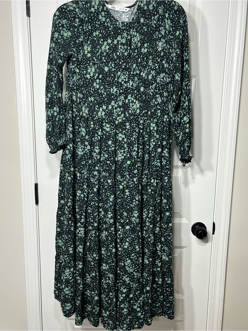 Zara Floral Midi Dress Long Sleeve Tiered Black Green Cottagecore Size S